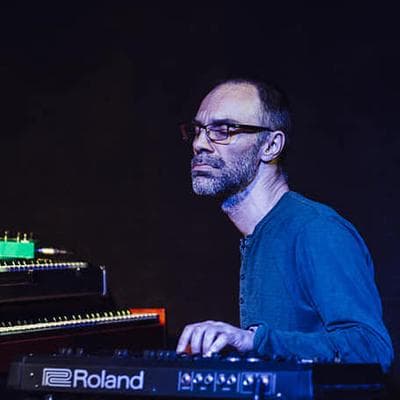 Milan Petkovic performing